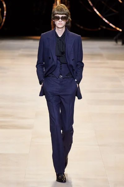 Look 67